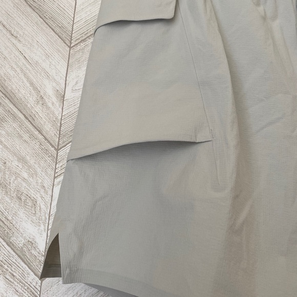 🍋Lululemon Shorts🍋 - Picture 4 of 9